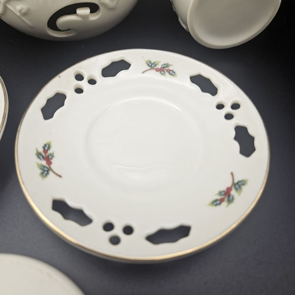 Partylite Holly Leaf Tea Set - Picture 11 of 12